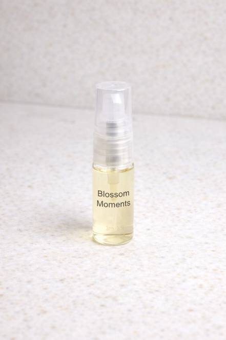 Blossom Moments Room Spray – Soft Fruity Floral Natural Home Fragrance