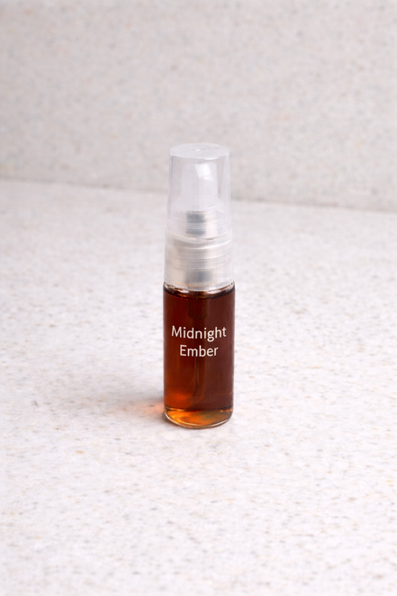 Midnight Ember Room Spray – Rich Warm Natural Home Fragrance for Evenings