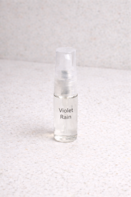Violet Rain Room Spray – Soft Gothic Floral Fresh Natural Home Fragrance