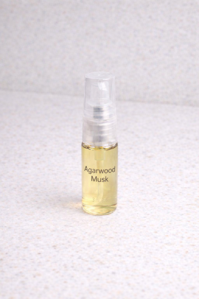 Agarwood Musk Room Spray – Luxury Natural Home Fragrance for Instant Freshness